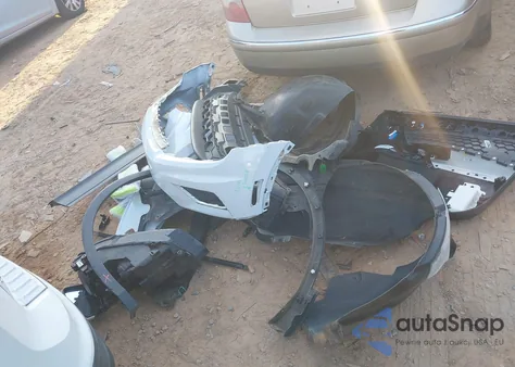 2019 Volkswagen Tiguan 2.0T Se/2.0T Sel/2.0T Sel R-Line/2.0T Sel R-Line Black z USA, uszkodzony, nr VIN 3VV3B7AX6KM048583